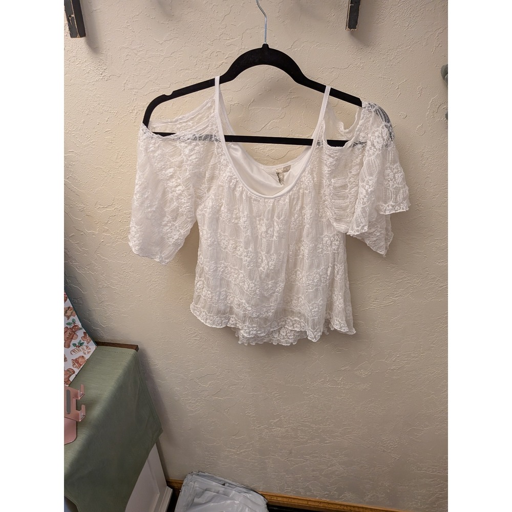 Pout Womens Size S White Lace Trim Top